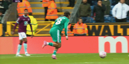 杜布拉夫卡, 尝试攻门