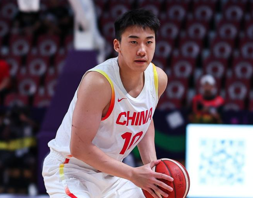 而这两个人, 他有希望成, UOM